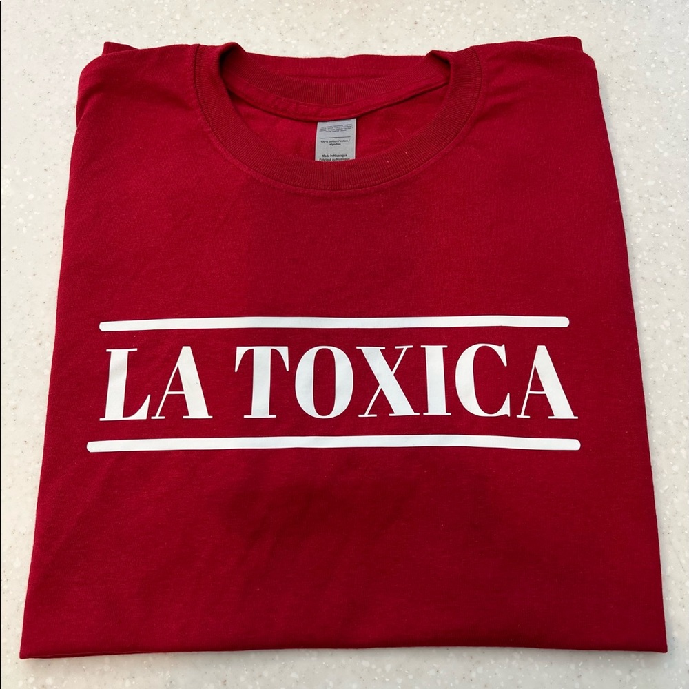“La Tóxica” brand new T shirt!
